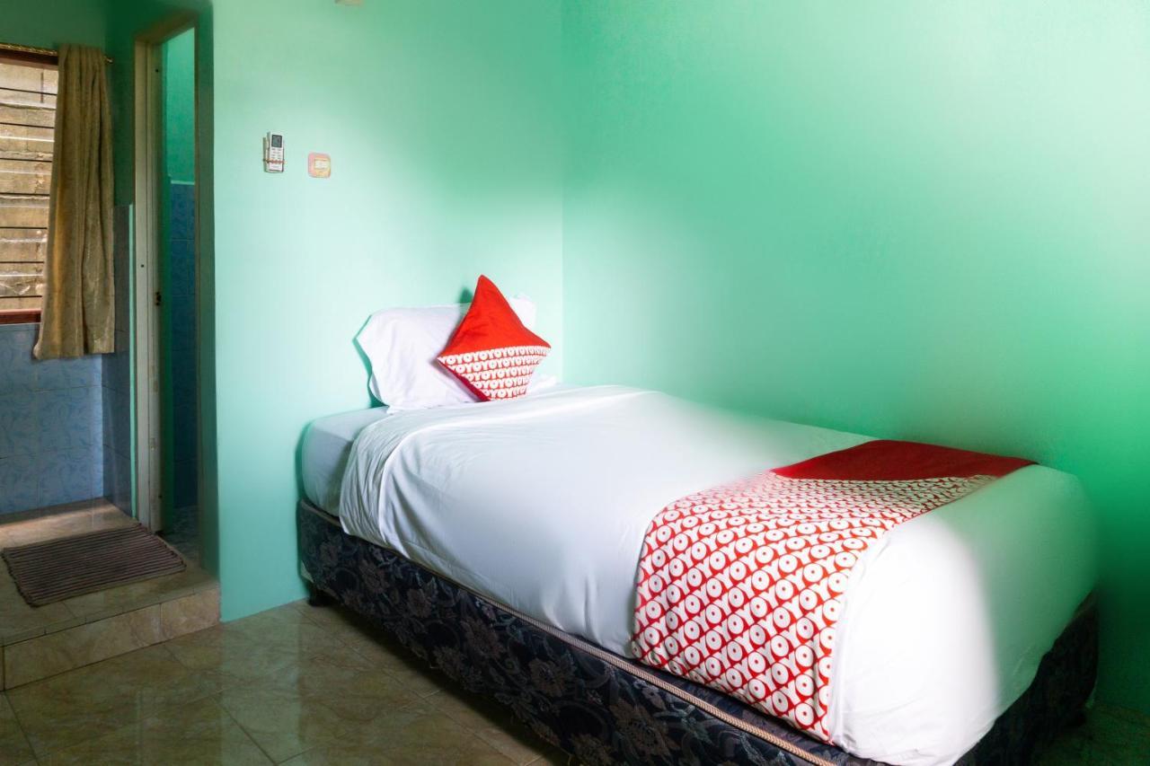 Oyo 3095 Semarapura Homestay Makasar Zewnętrze zdjęcie
