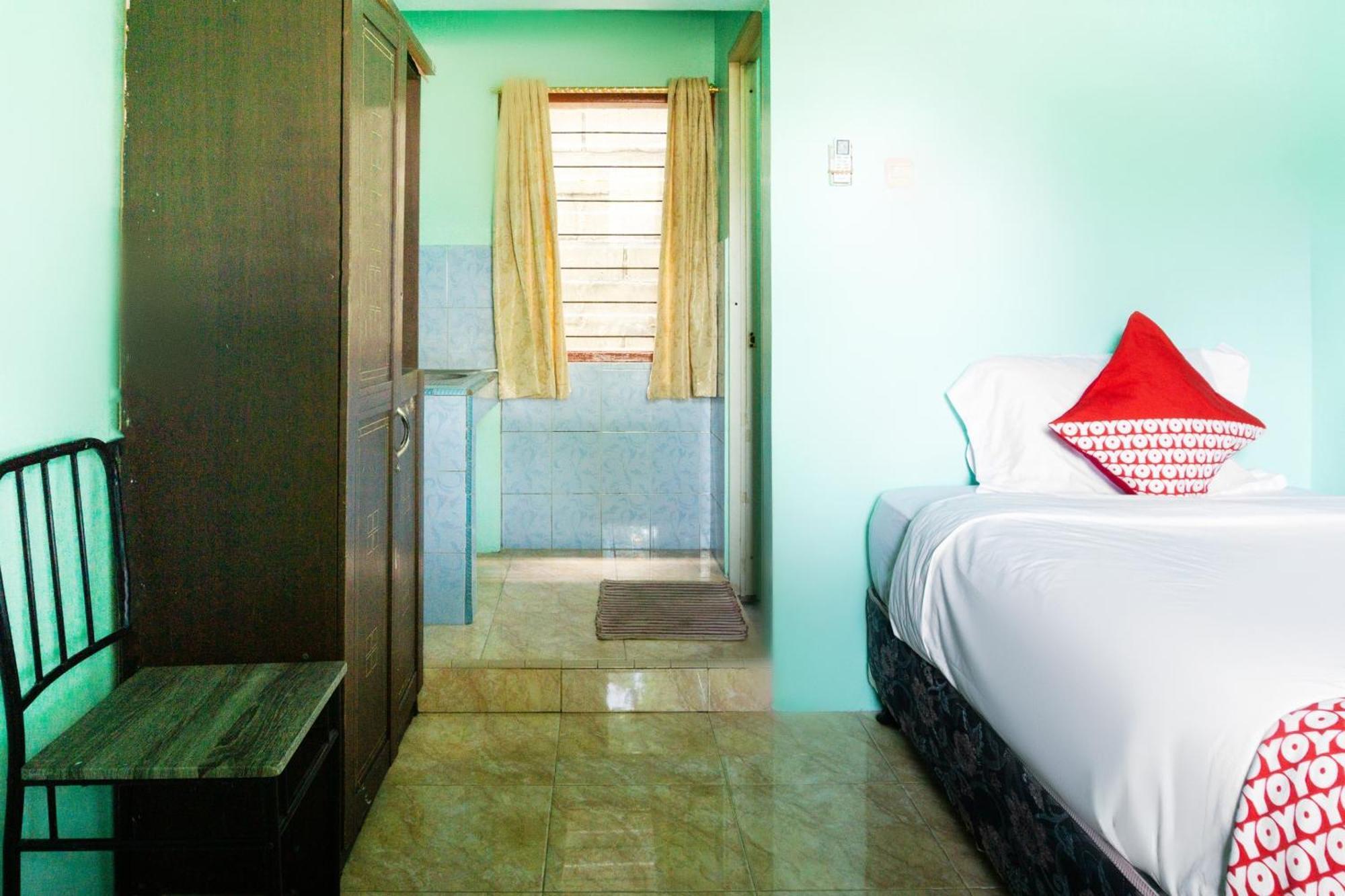 Oyo 3095 Semarapura Homestay Makasar Zewnętrze zdjęcie