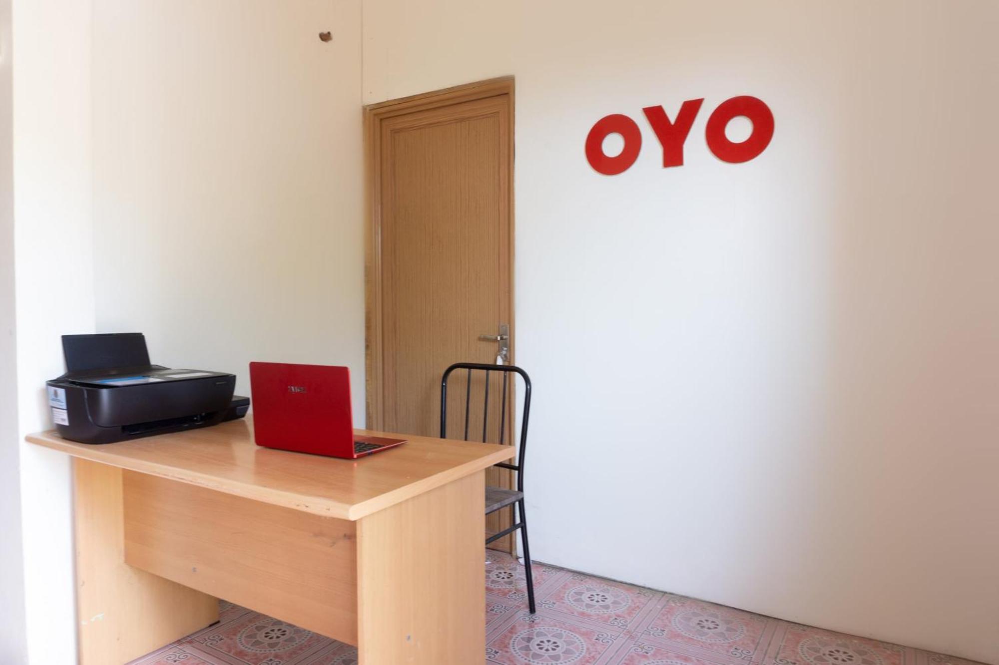Oyo 3095 Semarapura Homestay Makasar Zewnętrze zdjęcie